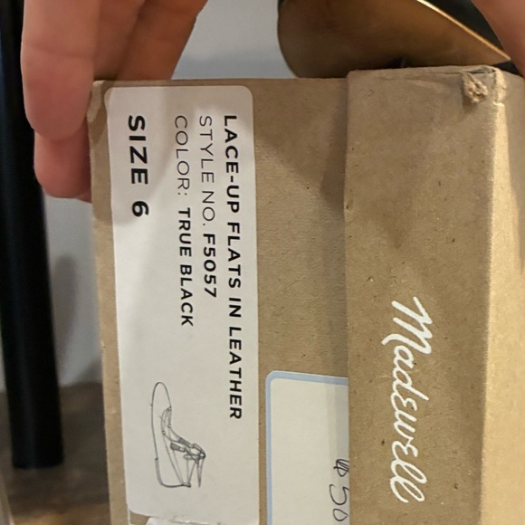 Madewell lace up flats in black leather size 6 NWT - Picture 2 of 2